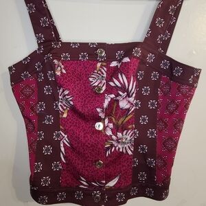 White House Black Market Crop Top Mabe Size M. No Size Label